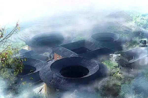 星空·综合体育|
中国传统修建这么多 怎样分辨中国各式传统修建(图9)